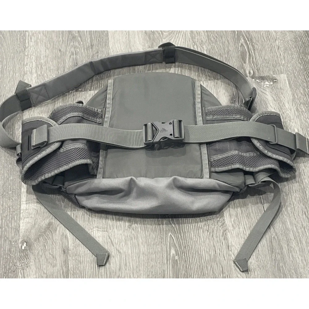 Kelty Kestrel‎ lumbar Pack 550 Cu In Hiking Camping Outdoor Orange Gray Backpack